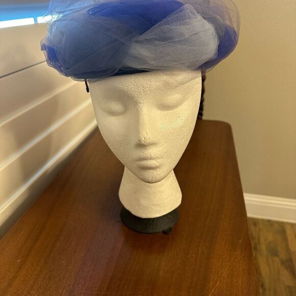 Vintage Hat-nip crown pillbox hat Fascinator, hat, blues, mesh elegant - Picture 14 of 16